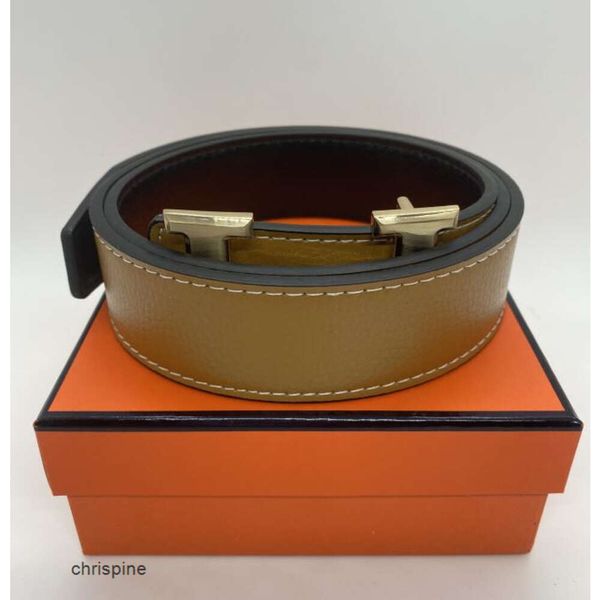 Cintura di design Cintura da uomo Classic Letter Grommet Cintura da donna in vera pelle di stilista 10A