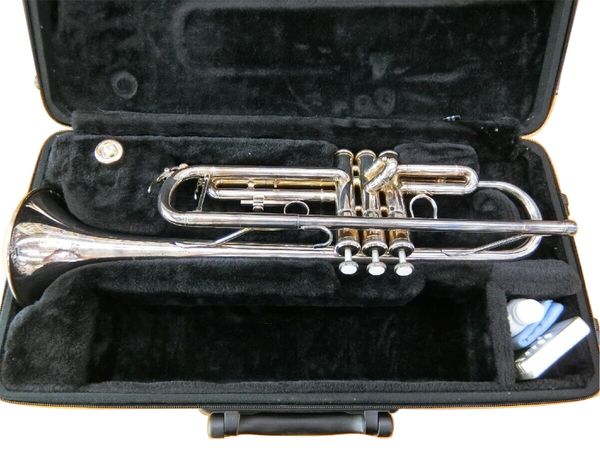 YTR 3335S Trompetenmundstück Musikinstrument Hardcase