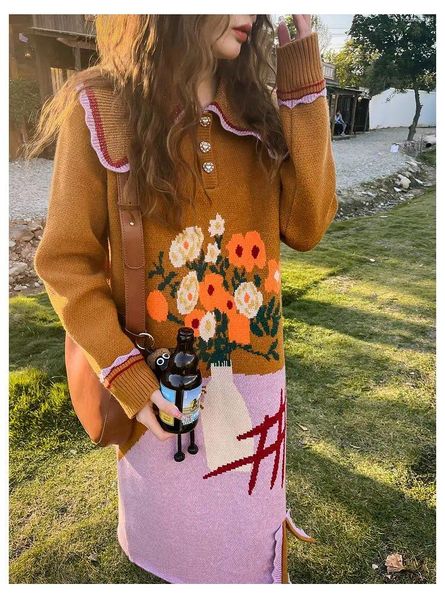 Abiti casual Korobov Autunno Inverno In Vintage Jacquard Abito maglione Colletto della bambola Dolce e caldo Design a forcella aperta per le donne 2024