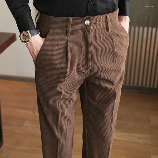 Pantaloni da uomo in velluto a coste elasticità tinta unita casual matita autunno inverno moda pantaloni da abito dritti da lavoro regolari marrone blu kaki