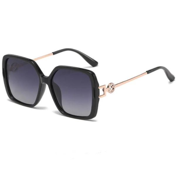 Novos óculos de sol da moda Conjunto de diamantes polarizados Advanced Sense Óculos de sol femininos quadrados de alta qualidade ao ar livre praia óculos de proteção contra radiação