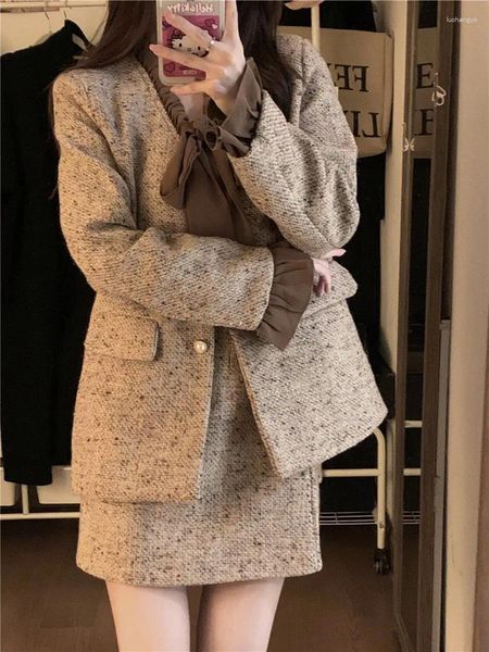 Abito a due pezzi UNXX Elegante piccolo set a due pezzi Giacca a vento con piccola fragranza Giacca Autunno Inverno Gonna Petite Outfit Suit 2