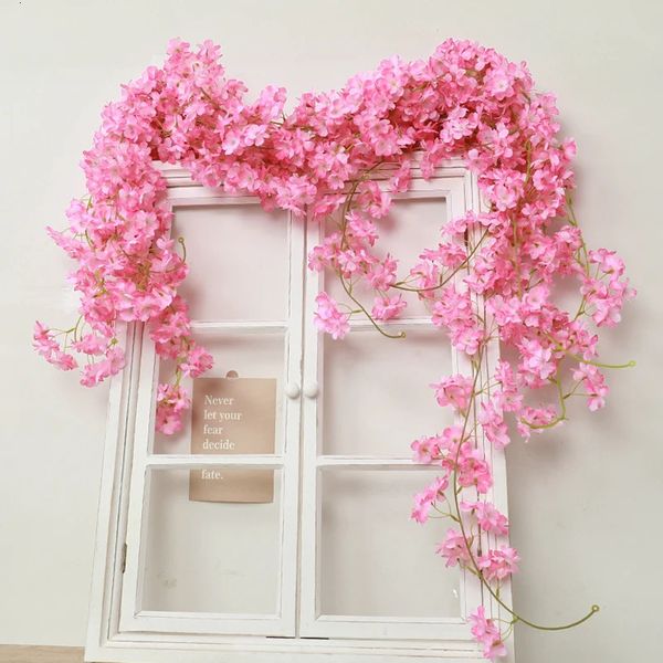 Coroa artificial de flor de cerejeira com 180 cm de comprimento, decorada com arcos de festa de casamento com contas, dispostas com videiras de flores de seda rosa 240131