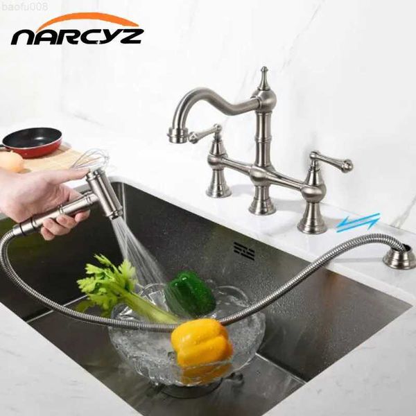 Rubinetti per lavandino del bagno Rubinetto per lavabo Rubinetto da cucina caldo e freddo Ottone Lavello girevole a doppia maniglia lavello per verdure con pistola a spruzzo Rubinetto estraibile HN61353