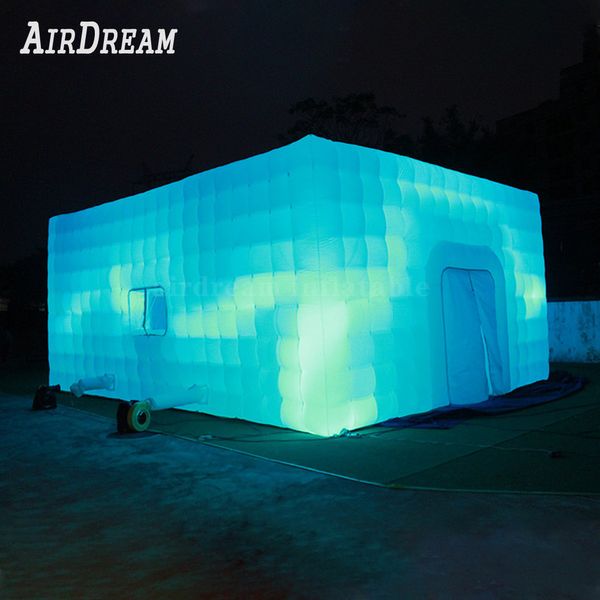 Großhandel Personalisierte 4X4X3,2 Meter LED-beleuchtete weiße aufblasbare Würfelzelte, quadratische Zelte, aufblasbare Fotokabine für Camping, Party, Hochzeit 001