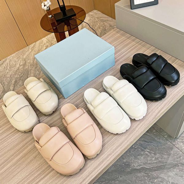 Designer Sabots Chinelos Macio Acolchoado Nappa Sandálias De Couro Plataforma Mulheres Mules Bege Preto Branco Verão Praia Slides Com Caixa 522