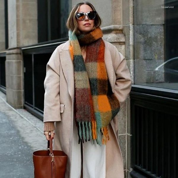 Schals Klassische Bunte Plaid Schal Frauen Herbst Winter Weiche Warme Schal Luxus Lange Quaste Verdickt 2024