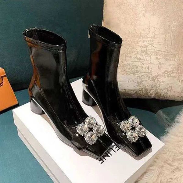 Stivali inverno 2022 Nuovo designer Crystal Chelsea Boots Donna Stivali da neve alla caviglia Tacchi alti Scarpe casual Décolleté sexy Gladiatore Goth Bottines