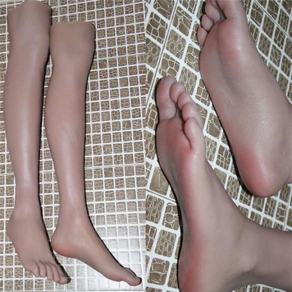 2023 Vero piede maschile Arte mannequin corpo Sangue vesse Silicone Pografia Scarpe di seta Calze Gioielli bambola Modello morbido gel di silice 1PC239C