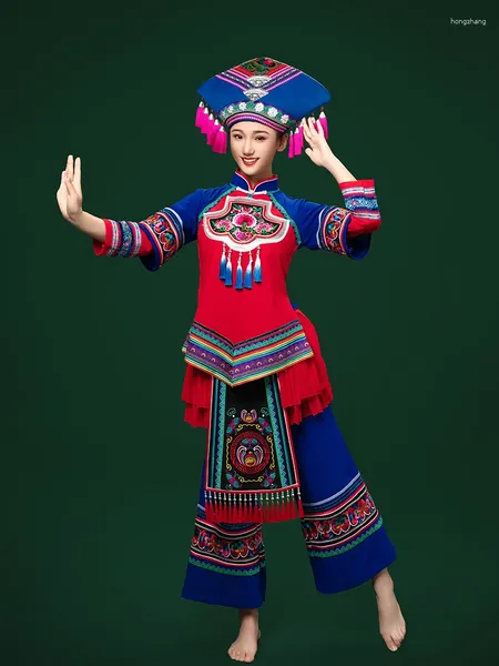 Abbigliamento etnico Guangxi Zhuang Femmina 3 marzo Abiti di minoranza Costume di scena per pantaloni ricamati in broccato per adulti