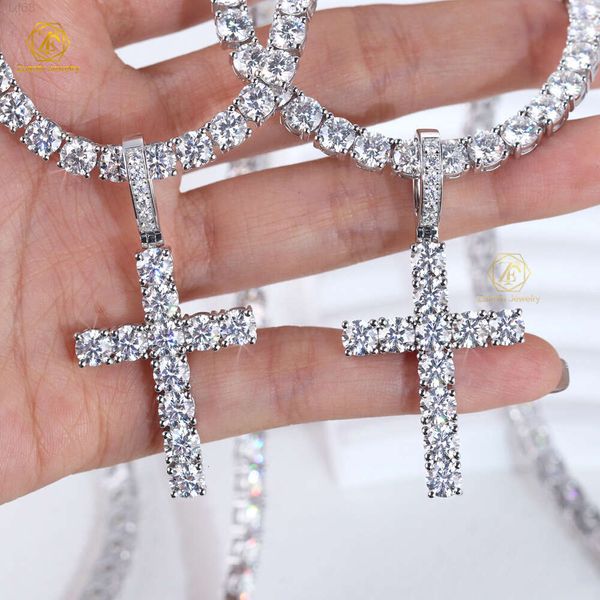 Commercio all'ingrosso 5mm d Vvs Moissanite Ciondolo croce di diamanti in argento sterling 925 Croce di Gesù per collana uomo donna gioielleria raffinata