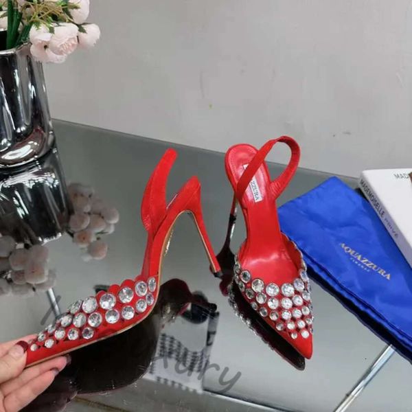 Novas sandálias Aquazzura moda feminina strass decoração sapatos de festa de salto alto designer de luxo sapatos de marca malha oco toe envoltório couro slingbacks