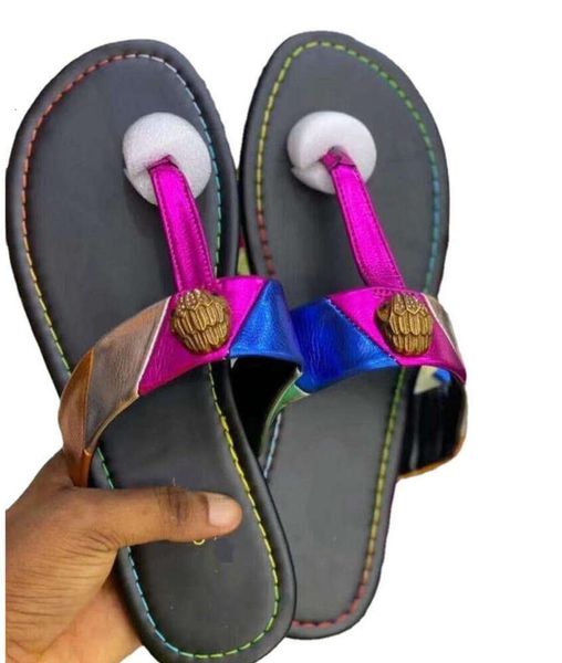 2024 Hochwertige Kurt Geiger Flip Flops Hausschuhe Damen Sandalen Nähte Luxus Regenbogen Slipper Designer Slides Flache Schuhe Eagle Head Diamond Buckle Plus 11