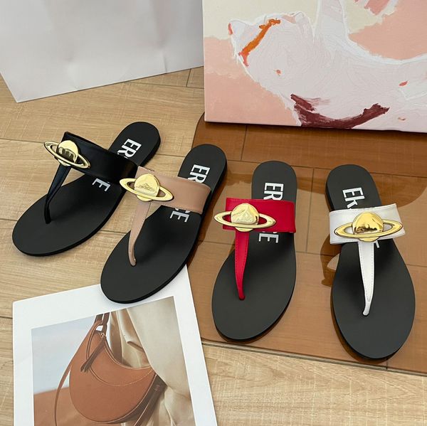 Versa Flip Flops Sommerpool -Metalldesigner Sandal Männer Freizeitschuhe Schieber Loafer Mule Flat Brand Frauen hochwertiger Großhandel Slipper Leder Lady Sliders