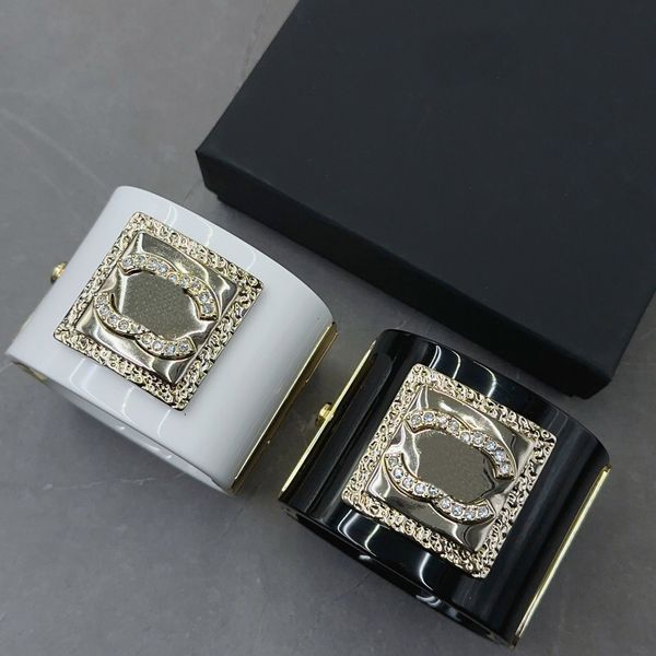 Новый роскошный дизайнерский золотой браслет с бриллиантами для женщин, браслет на запястье, белые, черные акриловые браслеты, браслеты, официальная реплика бренда, подарок премиум-класса