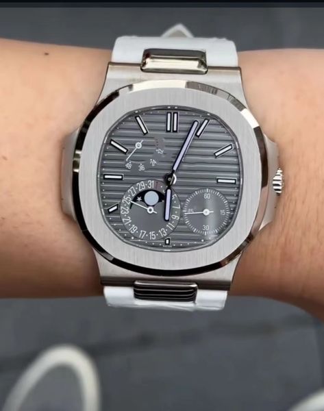 Herren 5712 Uhr, die von GR Factory erzeugt wird, ist super integriertes Bewegungsansatz Square Diamond Lünette Gummi-Uhr mit ultra-dünnem Saphirglas und Kasten