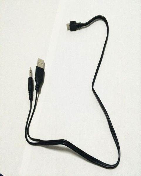Cavo di ricarica adattatore USB 2.0 a mini USB + cavo Aux o cavo da 3,5 mm per altoparlante2123937