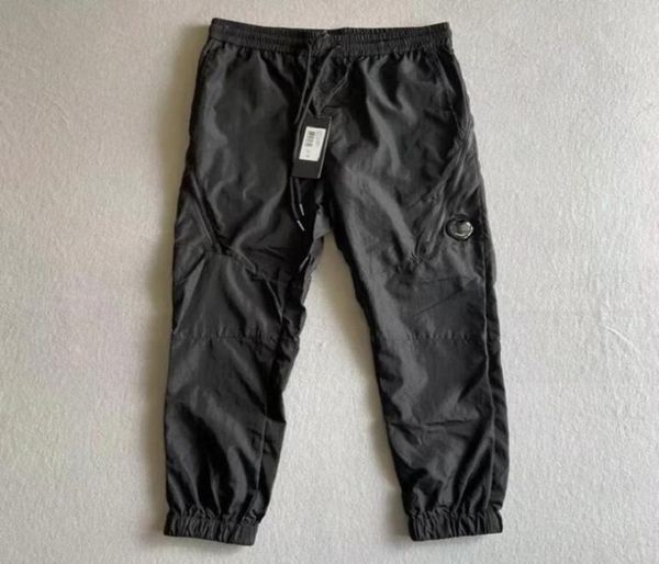 2022 SS Metall Nylon Männer Hosen eine Linse Logo Reißverschlusstasche männliche Hose Outdoor-Trainingsanzug lässige Jogginghose schwarz2407564