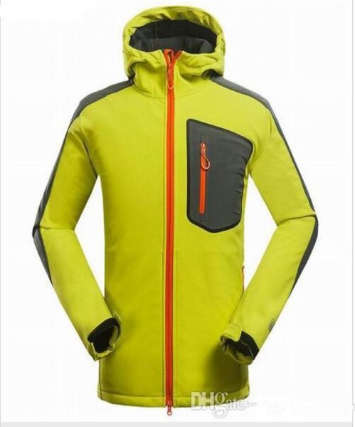 Cappotto invernale Giacca soft shell composta da uomo Sport all'aria aperta per il tempo libero Cappotto sportivo Alpinismo escursionismo giacca antivento da uomo8771365