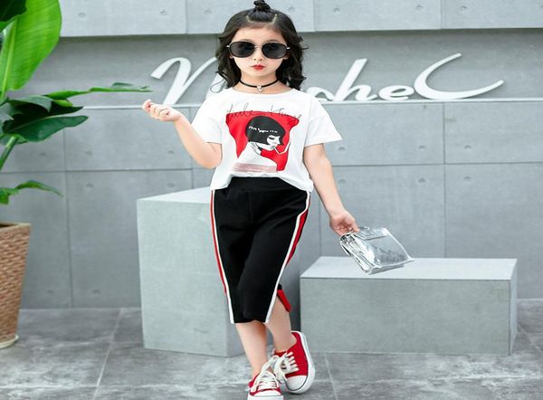 2018 Nuovi set di abbigliamento per ragazze Adolescenti Abbigliamento per bambini Completo per bambini Manica corta TShirt Pantaloni 414 Età Y18928076816597