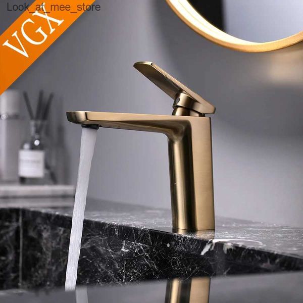 Badezimmer-Waschtischarmaturen VGX Luxus-Badezimmer-Wasserhahn, Waschtischmischer, Waschbecken-Wasserhahn, Gourmet-Waschtisch-Wasserhahn, Warm- und Kaltwasserhahn, Messing, schwarze Bürste, Gold, Q240301