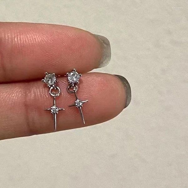 Dangle Küpeler Kübik Zirkon Çapraz Tragus Piercing Küpe Kadınlar için Kristal Damla Kıkırdak Helix Stick Vücut Takı Hediyesi