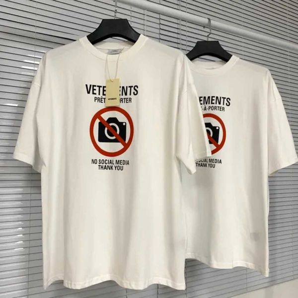 21SS Europa Frankreich Vetements Shop No Social Media Antisocial Stickerei T-Shirt Mode Herren T-Shirts Frauen Kleidung Casual Baumwolle T-Shirt 1 TIAE