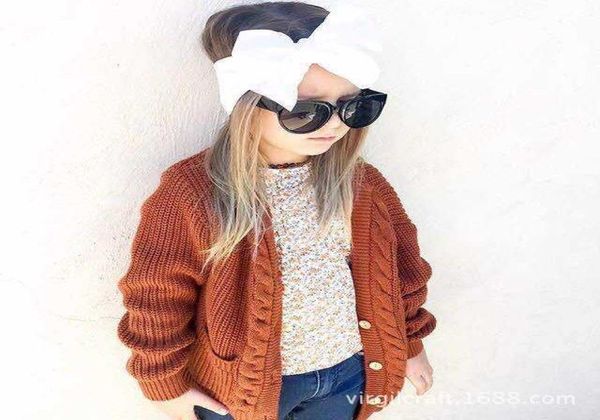 2016 Crianças Roupas de Bebê Cardigan Camisola Cor Sólida Bonito Padrão de Gato Algodão Crochê Malha Cardigan Crianças Outono Inverno Casaco 6Pc7066763