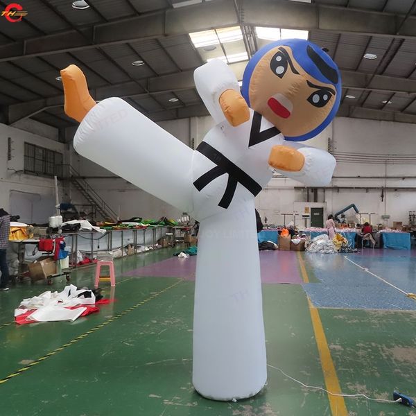 Atacado entrega gratuita atividades ao ar livre gigante publicidade personagem inflável Karate Man Taekwondo menino para venda