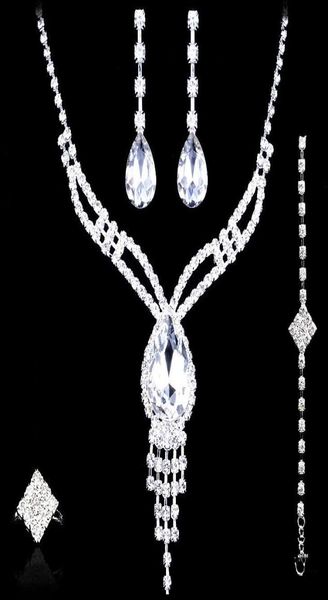 Set di gioielli da sposa Orecchini Collana anelli Bracciale Accessori un set include quattro pezzi moda di lusso nuovo stile HT1265708982