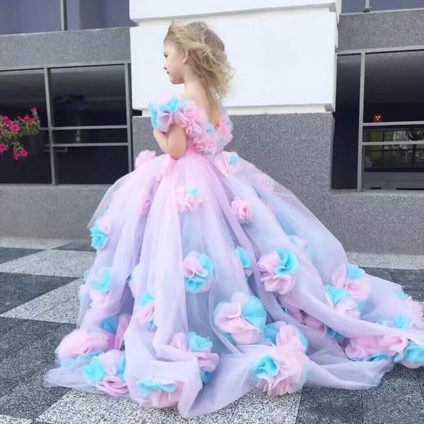 Nuovo abito da ragazza di fiori di pesca 2024 lilla avorio in pizzo in pizzo ballpazio primo abito di comunione per bambini piccoli bambini bambino batterico battesimo battesimo junior wedding