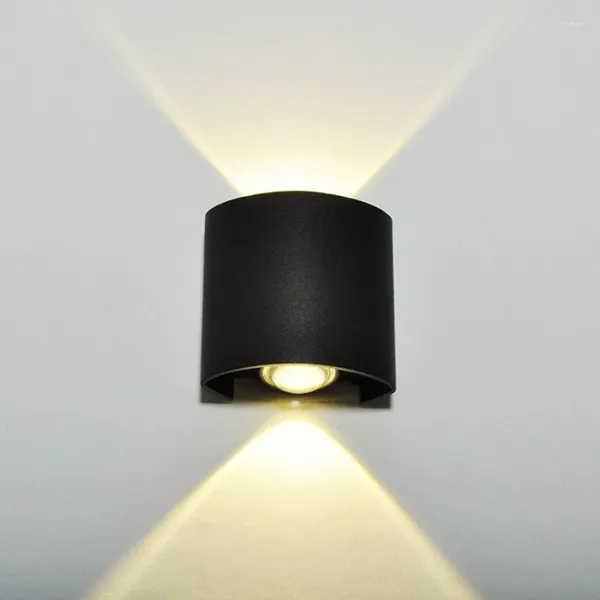 Lampada da parete LED ABS per esterni IP65 impermeabile verso il basso per l'illuminazione del corridoio del bagno del comodino della camera da letto della scala domestica