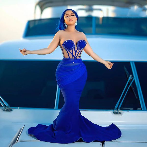 2024 Royal Blue Mermaid Prom Kleider Perlen Schatz elegantes Kleid für Frauen billige Abendkleider sexy Spitze Bckless Aso Bi