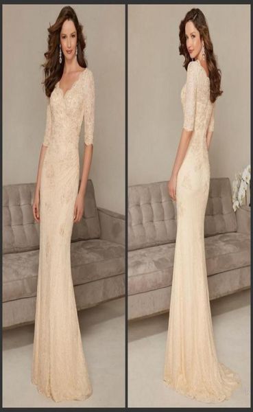 2019 Novo Champagne Mãe da Noiva Vestidos Longos Elegantes Beaed Lantejoulas Pregas VNeck Estilo Sereia Meia Manga Renda Formal Gow8823109