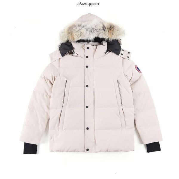 Piumino da uomo di alta qualità Cappotto d'oca Cappotto di vera pelliccia di lupo canadese Wyndham Cappotto Abbigliamento Stile di moda Capispalla invernale Parka 536