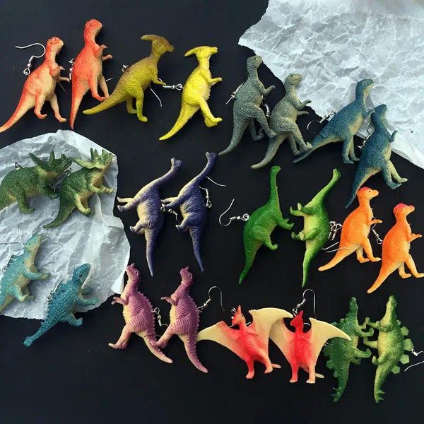 Orecchini pendenti Divertenti colori carini Dinosauro 3D per donne Bambini Punk Orecchini fatti a mano in resina animale Orecchini per ragazze Gioielli di moda Regalo per feste