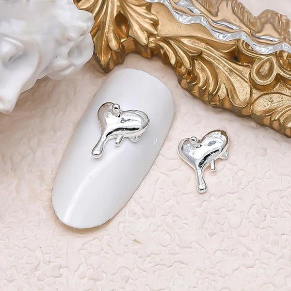 Decorazioni per nail art 20 pezzi 3D goccia d'acqua cuore ciondoli metallici brillanti design in metallo gioielli manicure fai da te cassa del telefono accessori decorativi