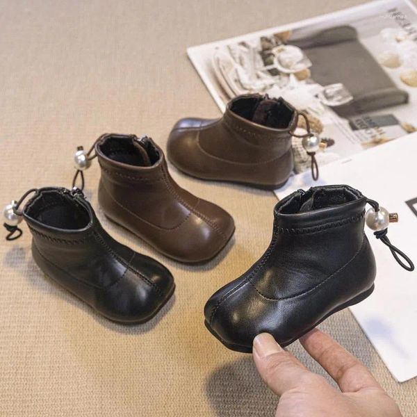 Сапоги для малышей, зимняя кожаная удобная обувь для девочек, короткие ботинки на мягкой подошве, нескользящие плюшевые легкие ботинки для первокурсников 0–3 лет