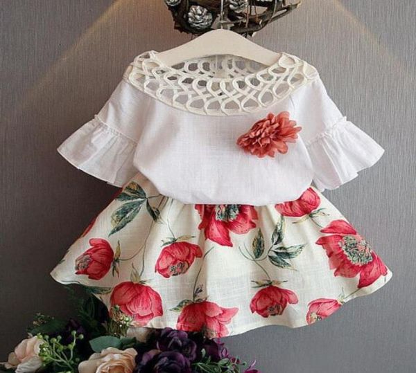 Süßes weißes Pullover-Top mit Schmetterlingsärmeln, bedrucktes Rock-Set, Kinderkleidung, Sommer-Sets, Baby-Mädchen-Kind, 2-teiliges Set1672922