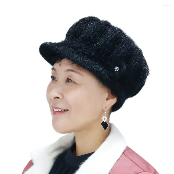 Береты, плюшевая вязаная шапка, элегантная зимняя теплая ворсовая шапка с цветочным узором в корейском стиле, универсальная простая шапка для мамы на открытом воздухе