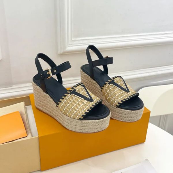 Designer-Luxus-Sandalen, schwarz, bestickte Baumwolle, Keil-Hausschuhe, Häkel-Plateau-Sandale, modische Espadrille-Damen-Wedgies mit klobigem Boden und flachem Absatz