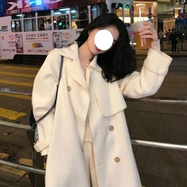 Kadın Yelekleri 2024 Y2J Beyaz Kaşmir Yün Uzun Yün Ceket Ceket Koreli Kadınlar El Yapımı Hepburn Oluklu Su Dalgaları