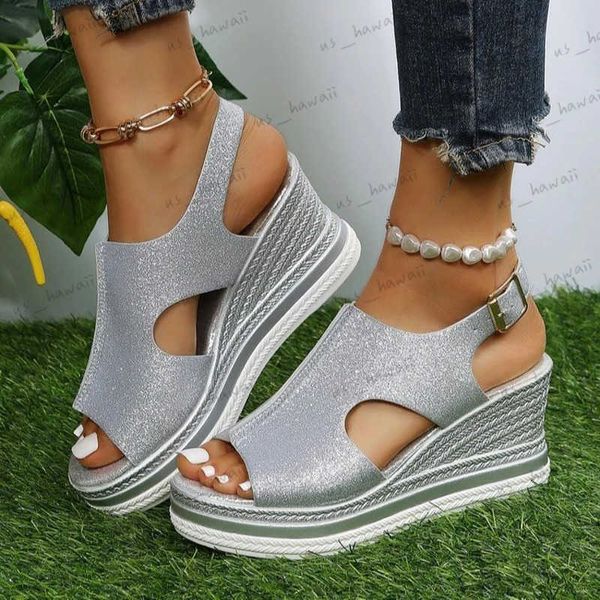 Sandalen 2024 New Cut Out Glitter Farbe Golden Silber Frauen Casual Keile Sandalen Eine Linie Schnalle Peep Toe Frauen Sommer strand Sandalen T240302