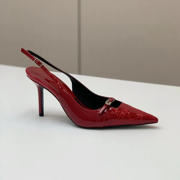 Sandali da donna alla moda firmati casual Sandali con cinturino alla caviglia con tacco a spillo in pelle verniciata rosso vino a punta