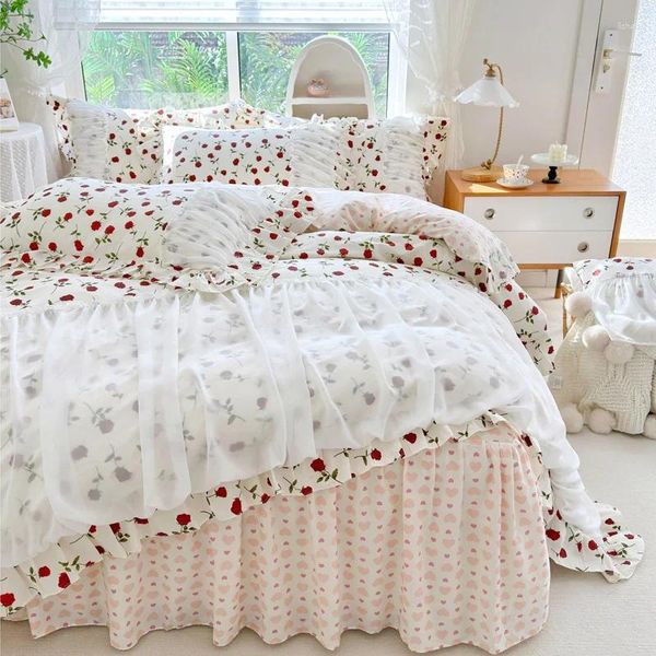 Set di biancheria da letto coreano puro cotone vintage rosa bianco piega pizzo volant patchwork set copripiumino gonna letto copriletto federe