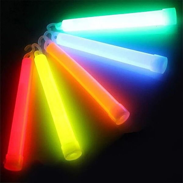 5 pezzi da 6 pollici multicolore Glow Stick Bastone chimico da campeggio Decorazione di emergenza Forniture per club per feste Fluorescente 240301