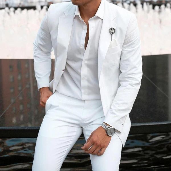 Abiti da uomo Bianco Slim Fit Prom Uomo Per il fidanzato 2024 Abiti di moda maschile Smoking da sposo da sposa 2 pezzi Giacca sportiva con pantaloni