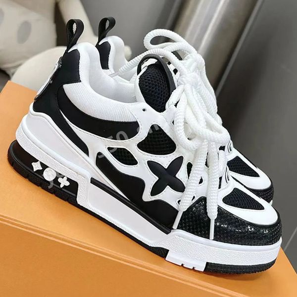 2024 Moda Baskı Aşıkları Lüks Sıradan Paten Ayakkabı Tasarımcısı Beyaz Spor Ayakkabıları Erkek Kadınlar Düşük Kesim Platform Klasik Siyah Beyaz Gri Eğitimler 36-45 Y32