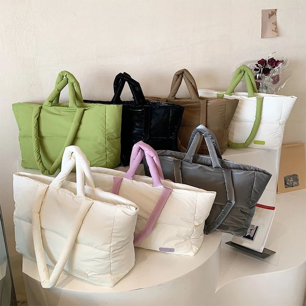 Mulheres acolchoadas bolsa de ombro versátil para baixo sacola grande capacidade acolchoado inchado bolsa casual senhoras bolha travesseiro axilas saco 240226