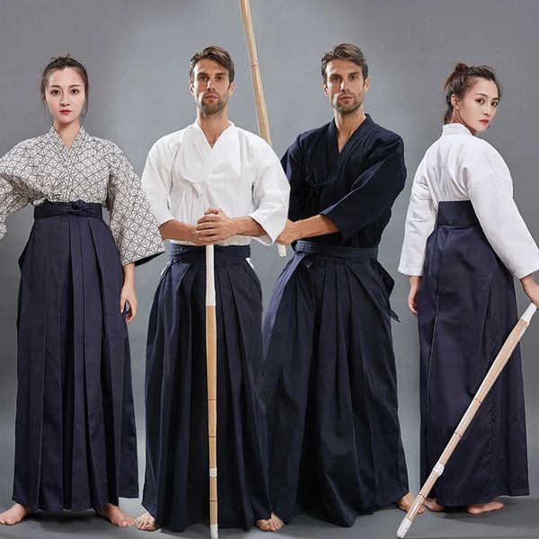 Uniformi Kendo Abbigliamento per arti marziali Kendo Aikido Hapkido Arti marziali Keikogi e Hakama Suit Uomo Donna Taekwondo di alta qualità 240301